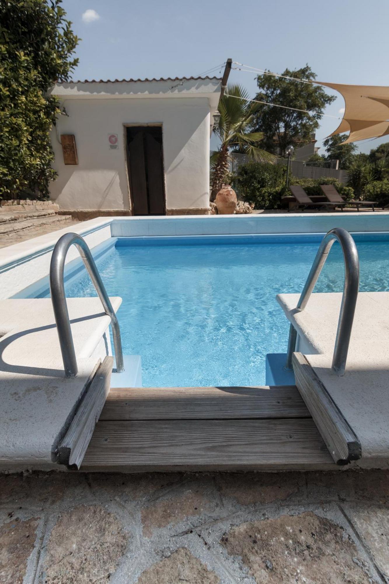 Villa Lina Bed&Breakfast Taranto Eksteriør billede