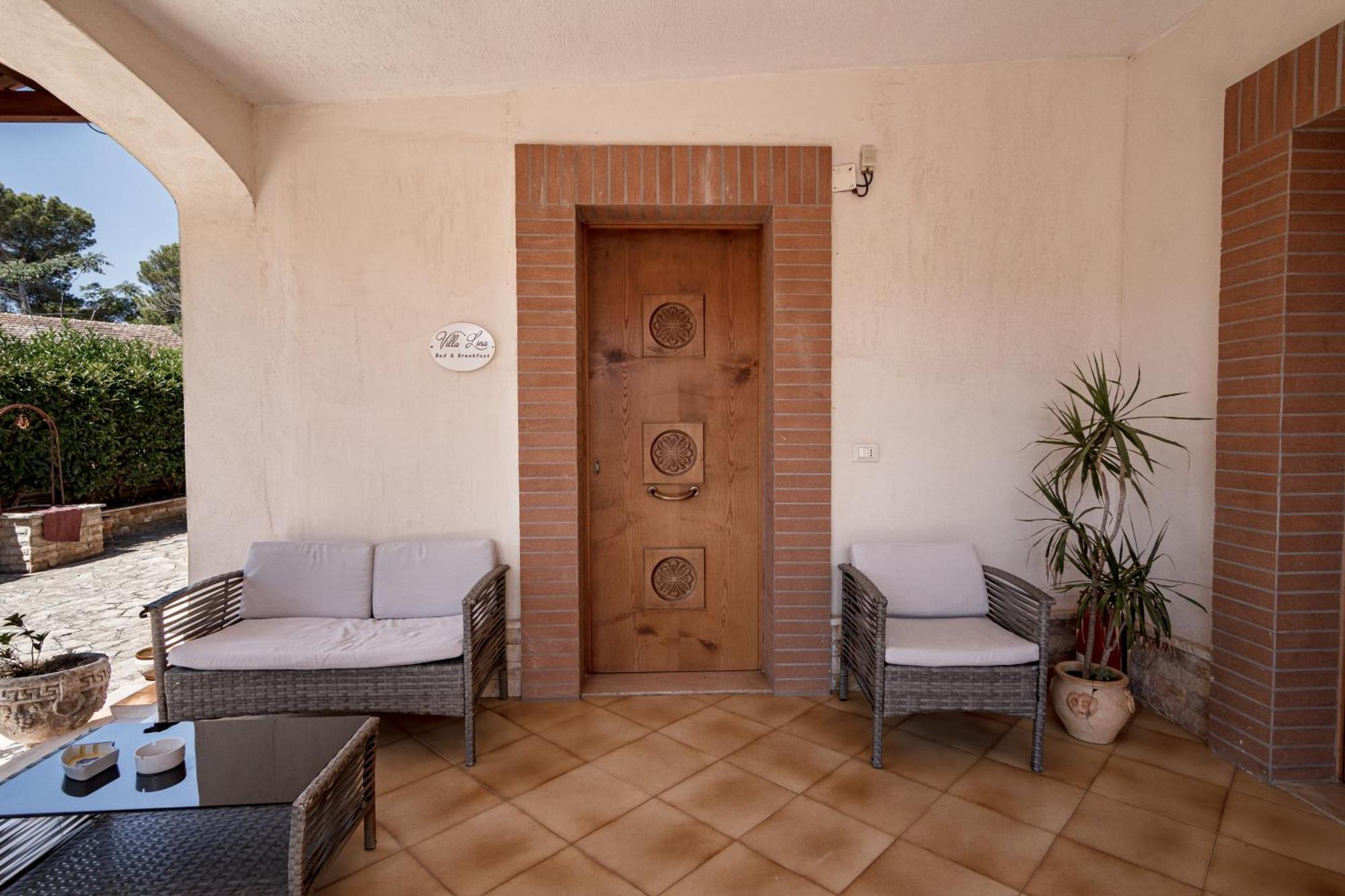 Villa Lina Bed&Breakfast Taranto Eksteriør billede